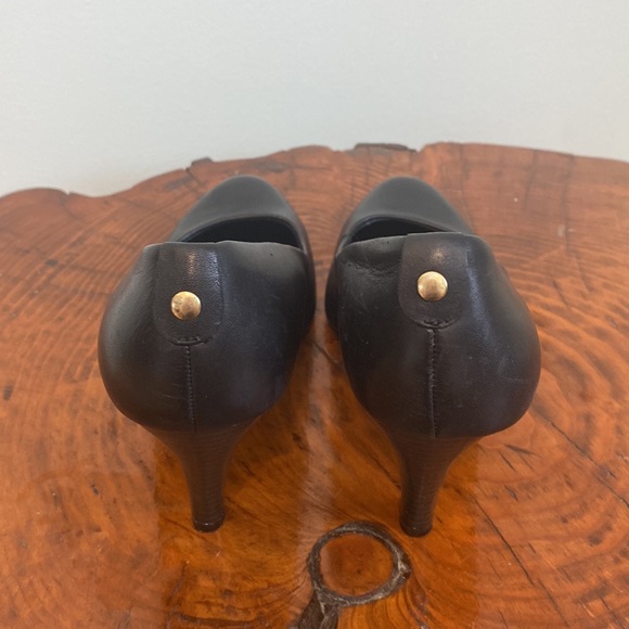 Call it Spring Rounded Toe Black Heels, Size 8.5 - Picture 7 of 7